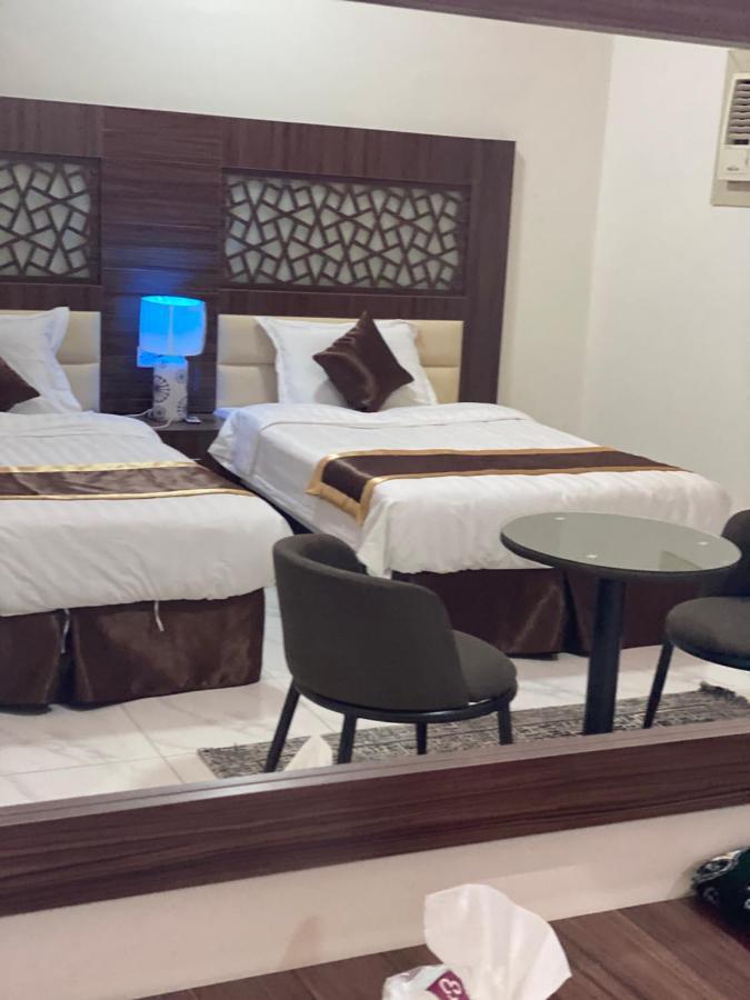 Ferienwohnung Wind Alula Al-'Ula Exterior foto